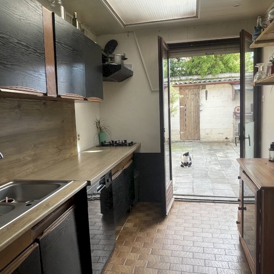 Maison avec potentiel: 3 chambres, 1 bureau, petit jardin Sud Marcq-en-Baroeul à vendre